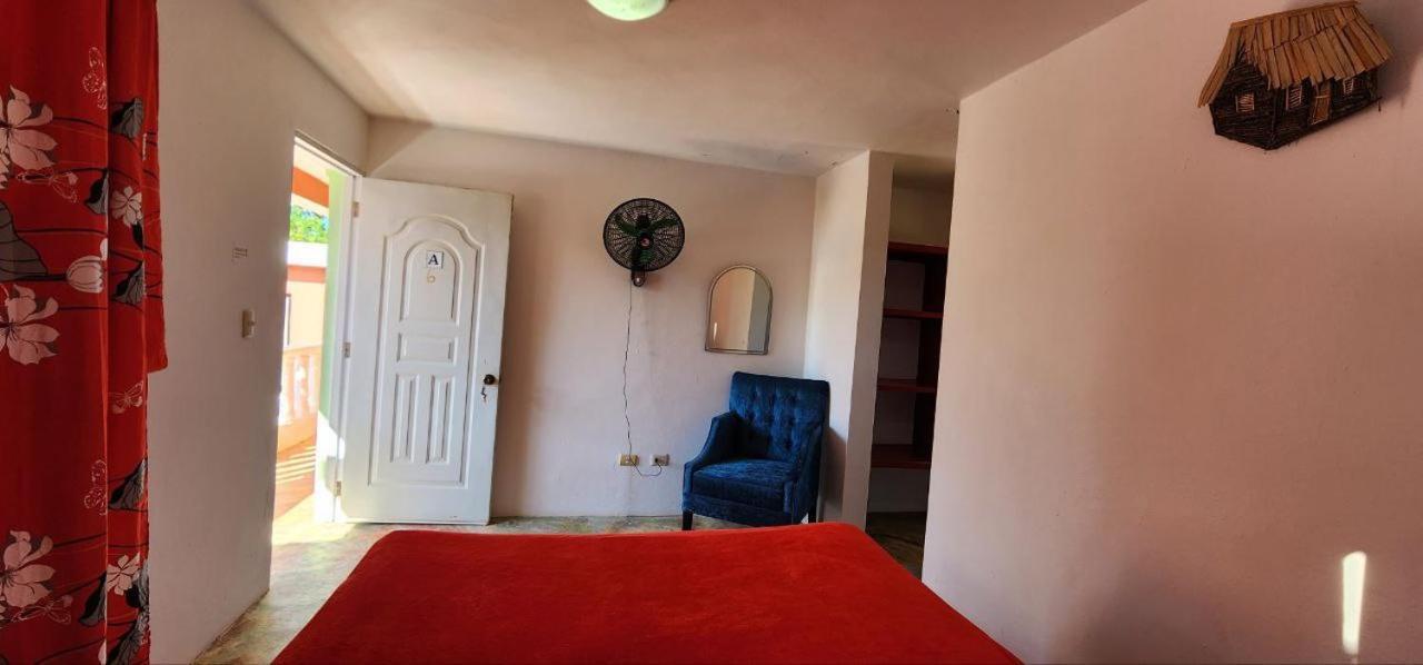 Villa Kiki Ensenada بونتا روسيا الغرفة الصورة