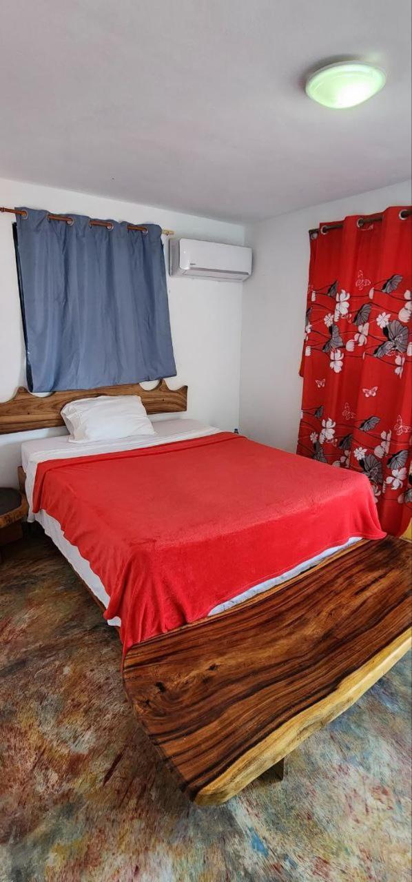Villa Kiki Ensenada بونتا روسيا الغرفة الصورة
